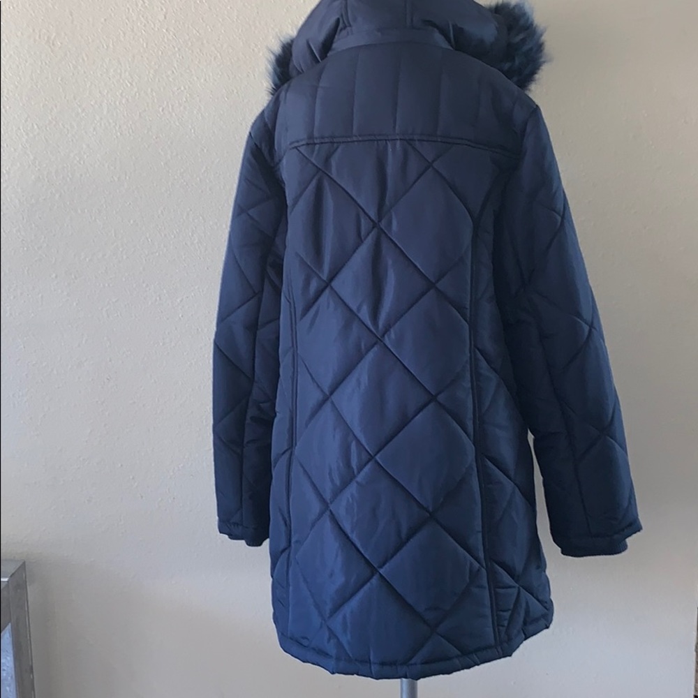 Winter coat - Picture 7 of 8